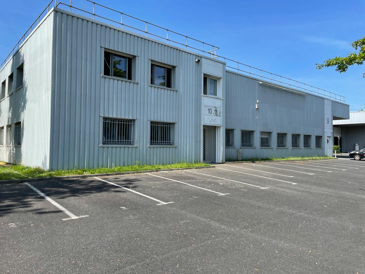 Local d'activité Saint-Herblain 1578m² Location local d'activité Saint-Herblain Loire-Atlantique OLACT2531963 1